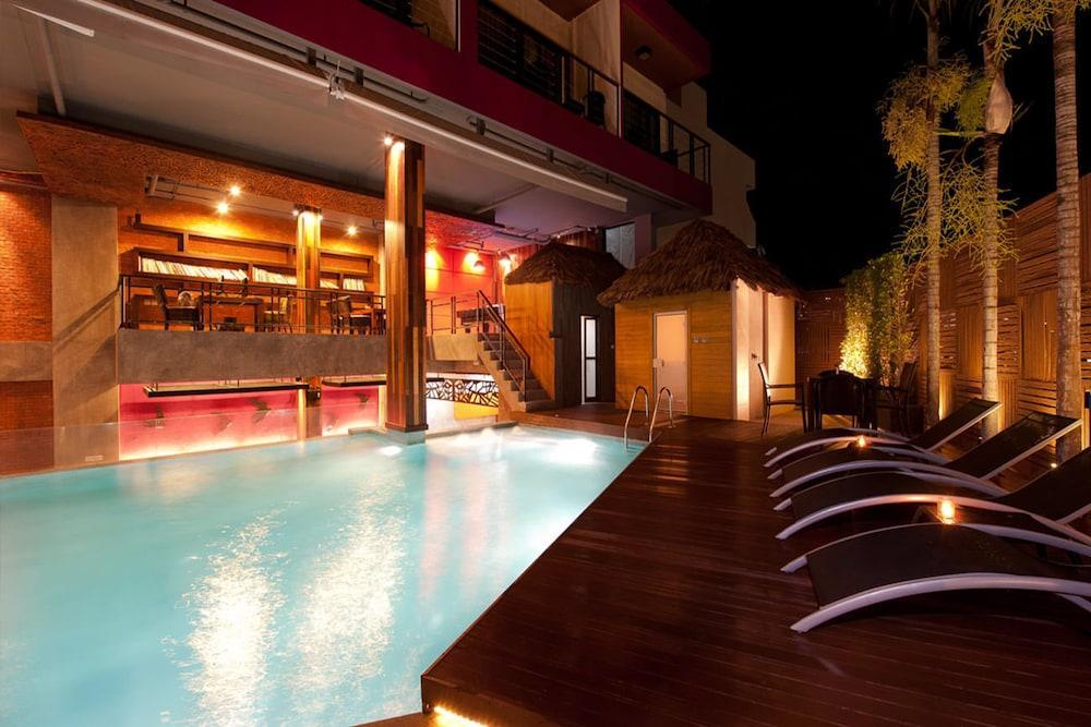 De Cozé Hotel Patong Extérieur photo