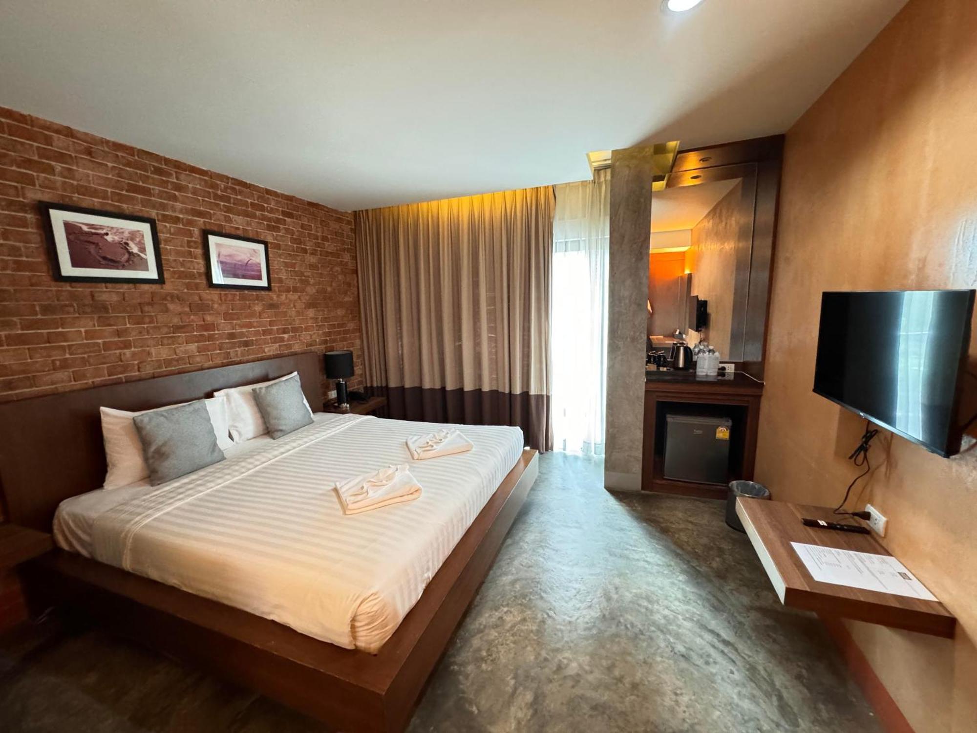 De Cozé Hotel Patong Extérieur photo
