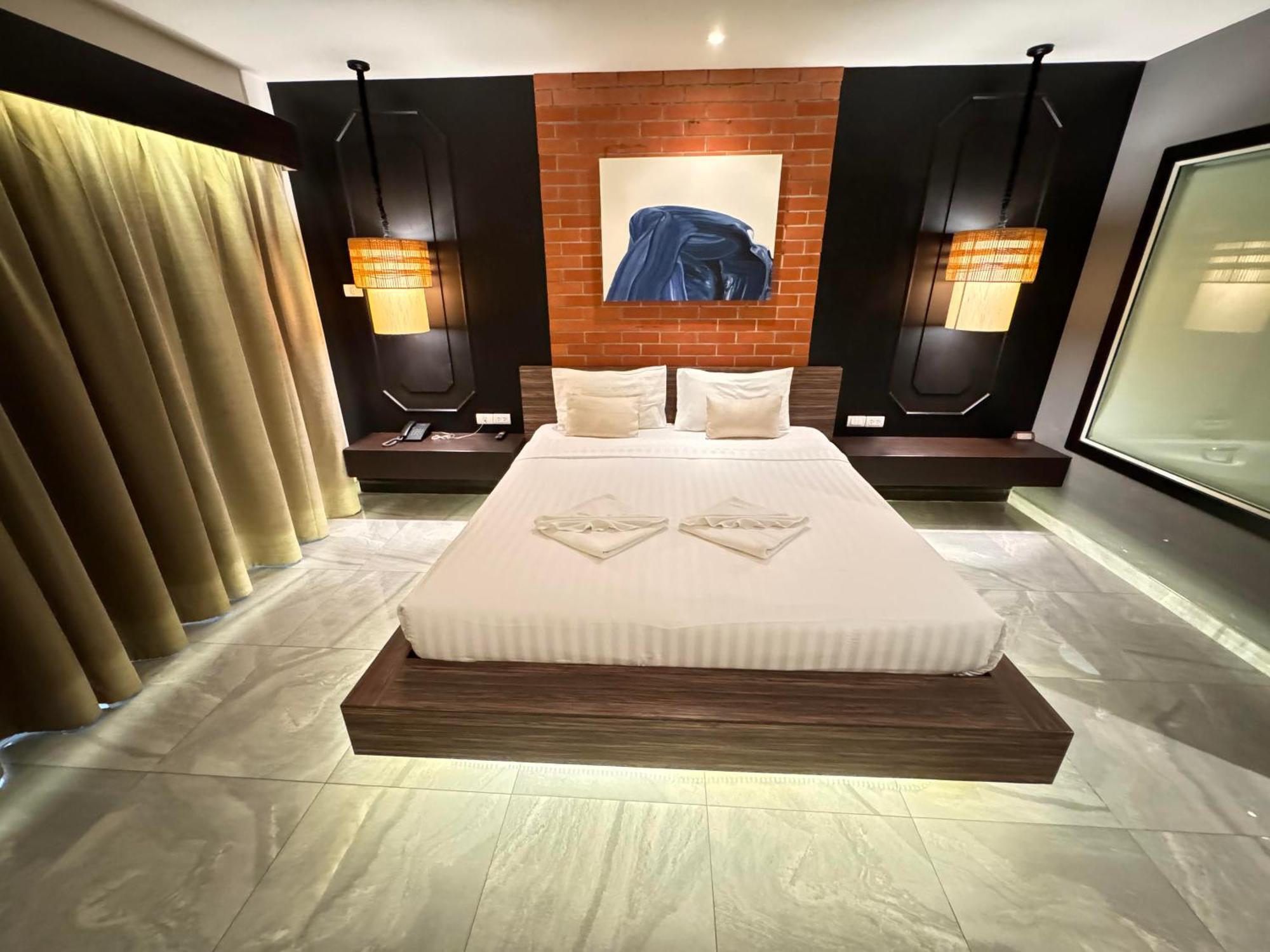 De Cozé Hotel Patong Extérieur photo