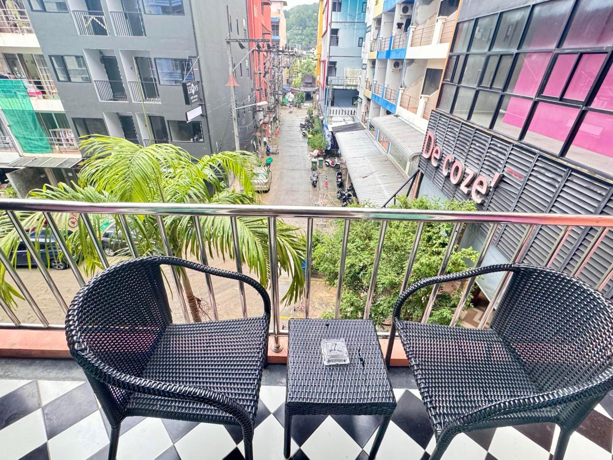 De Cozé Hotel Patong Extérieur photo