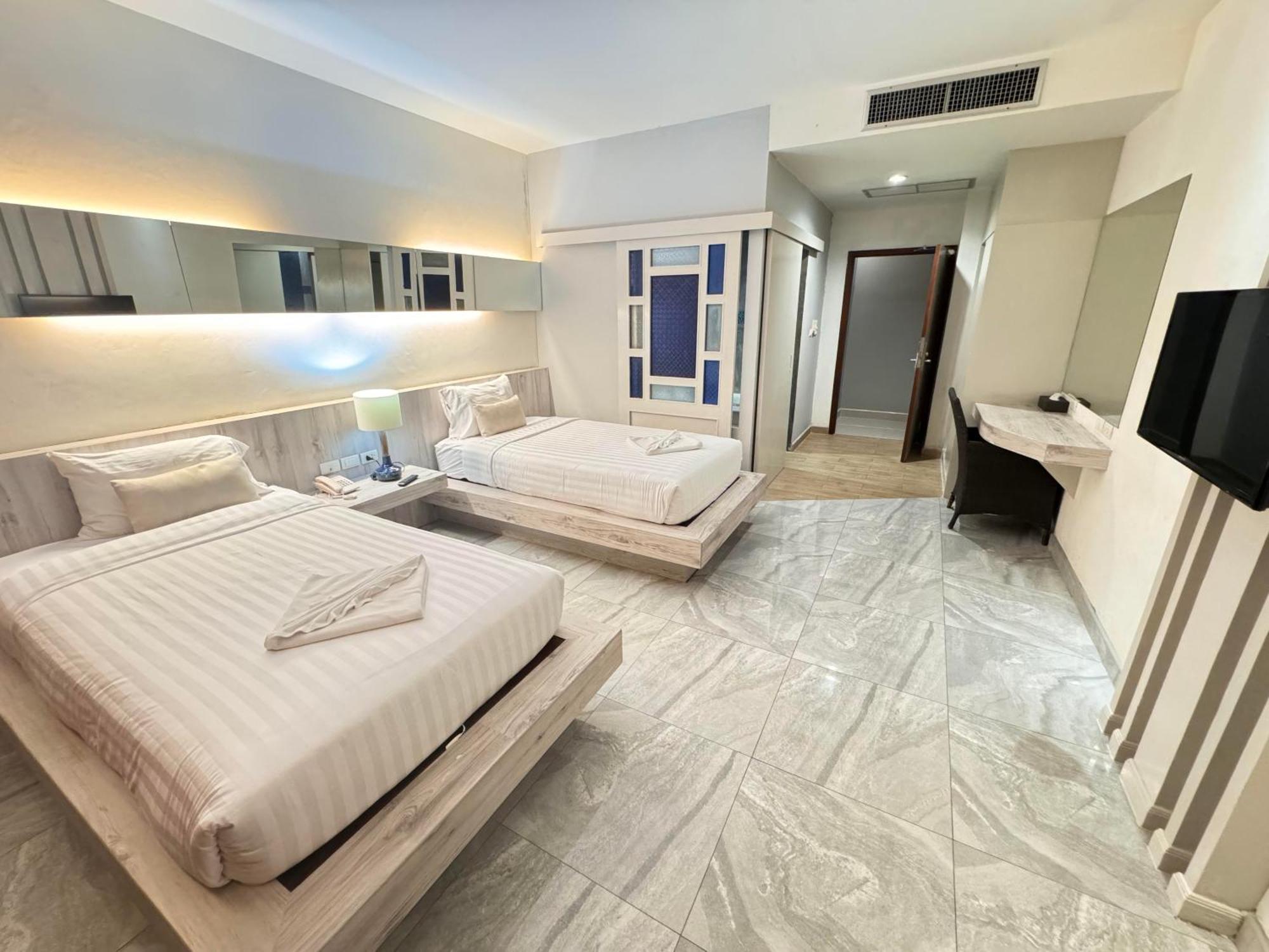 De Cozé Hotel Patong Extérieur photo