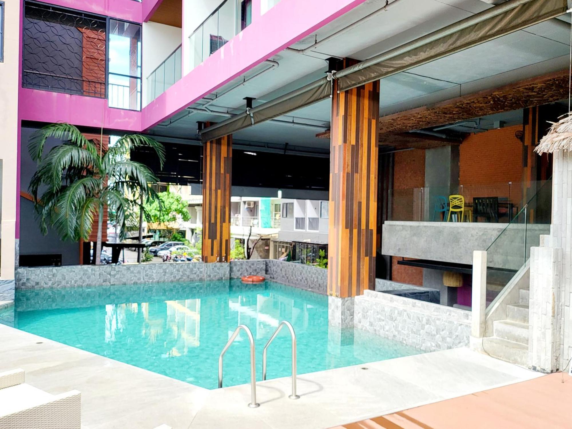 De Cozé Hotel Patong Extérieur photo