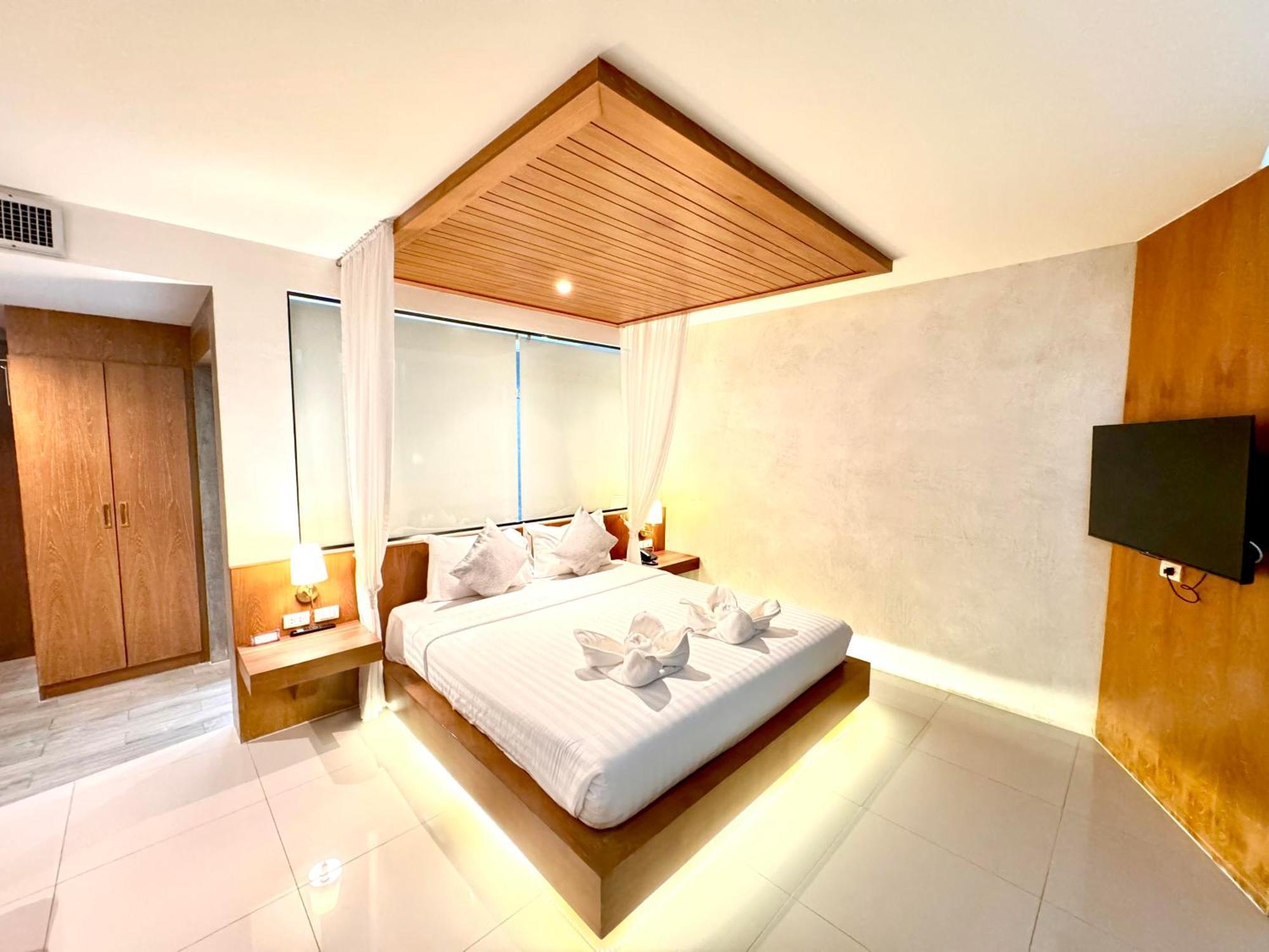 De Cozé Hotel Patong Extérieur photo