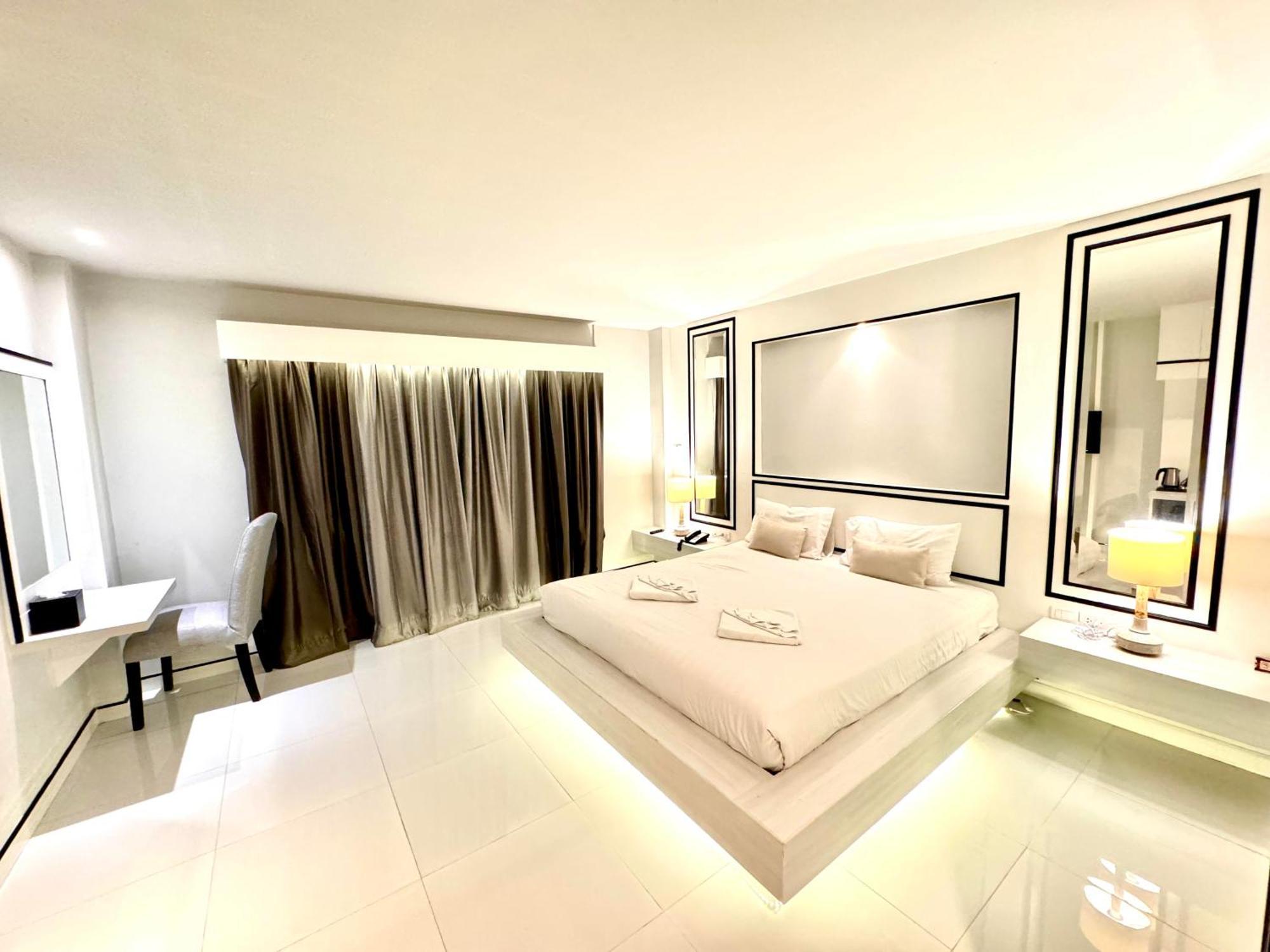De Cozé Hotel Patong Extérieur photo