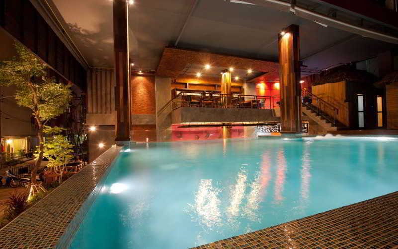 De Cozé Hotel Patong Extérieur photo